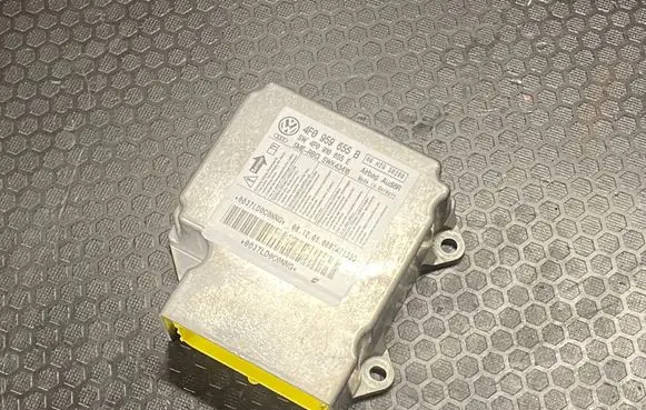 Audi A6 S6 C6 4F Airbag control unit/module 4F0959655B 4F0910655E 0037LD0C0NNG