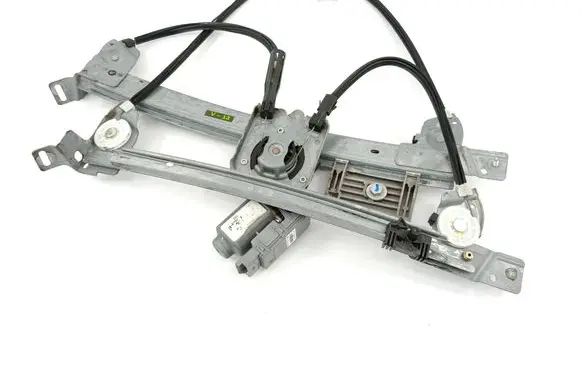 Opel Tigra B Front door window regulator with motor 93162242