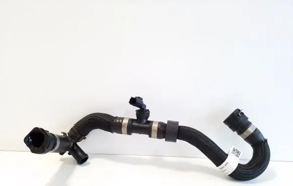 Land Rover Evoque II Engine coolant pipe/hose M8D28C480BB