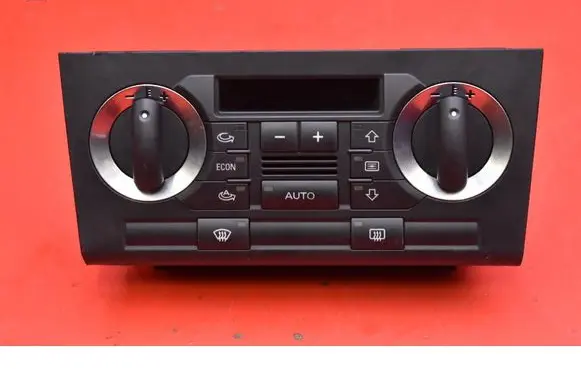 Audi A3 S3 A3 Sportback 8P Climate control unit 8P0820043M