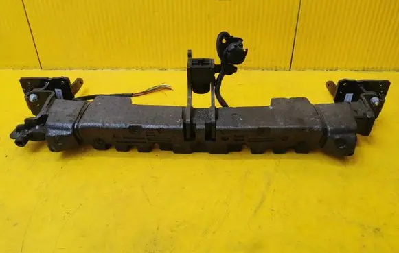Peugeot 5008 II Tow bar 9851851780