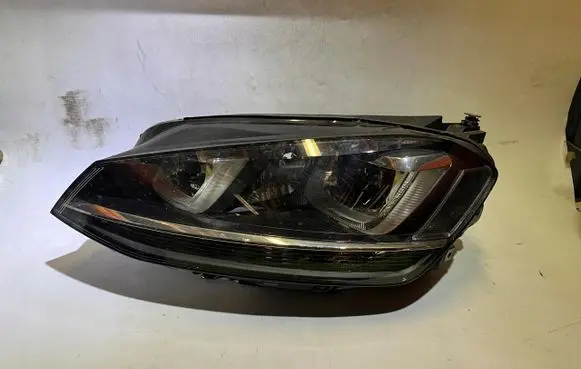 Volkswagen Golf VII Headlight/headlamp 5G1941033