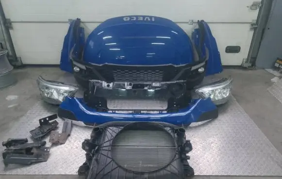 Iveco Daily 6th gen Front piece kit 