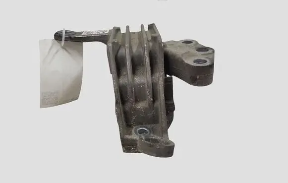 Opel Insignia A Engine mount bracket 13227717