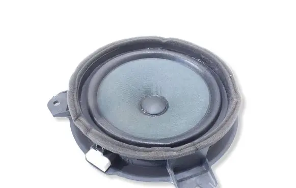 Toyota Auris E180 Rear door speaker 861600D370
