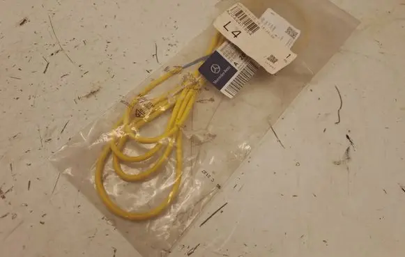 Mercedes-Benz E W213 Airbag squib ring wiring A2044401854 20190724
