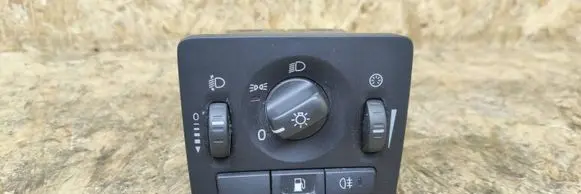 Volvo V50 Light switch 30739298 05W25T 19206
