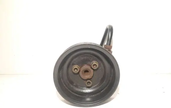 Volkswagen Polo III 6N 6N2 6NF Power steering pump 030145157D