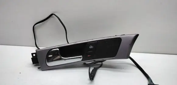 Audi A6 S6 C5 4B Front door interior handle 4B0837019