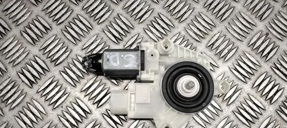 BMW 5 G30 G31 Rear door window regulator motor 7455084