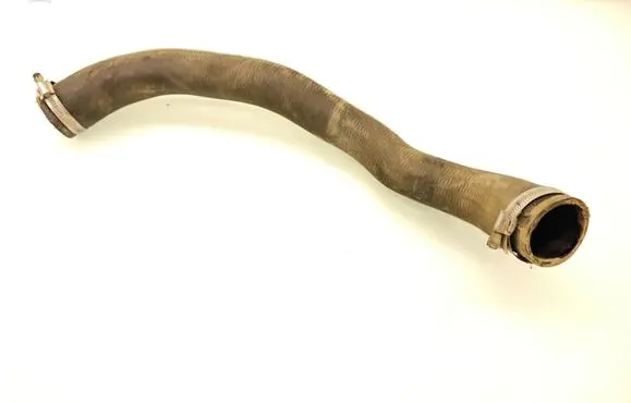 Intercooler hose/pipe