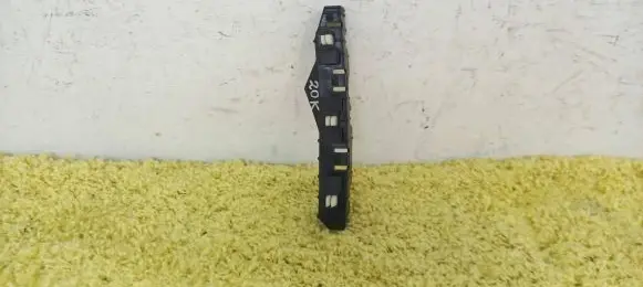 Hyundai i10 Front bumper mounting bracket 86516-B9000