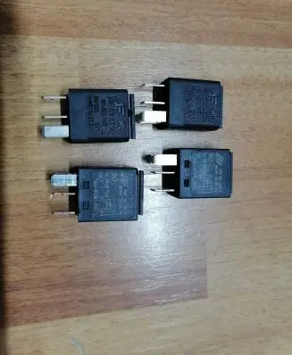 Volkswagen Touareg I Other relay 7M0951253C 29201077 95VW10K705EA