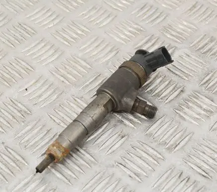 Ford Fiesta Fuel injector 0445110340