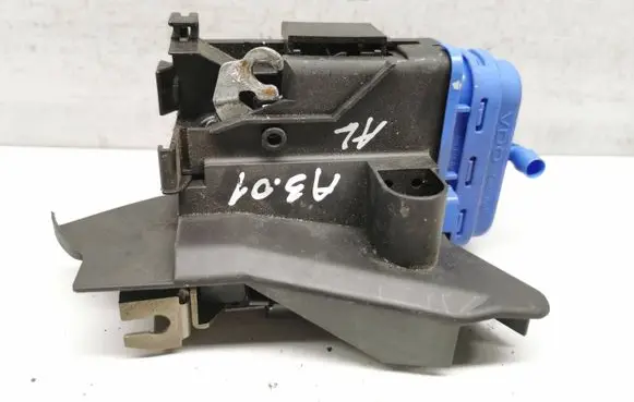 Audi A3 S3 8L Rear door lock 4D0185A