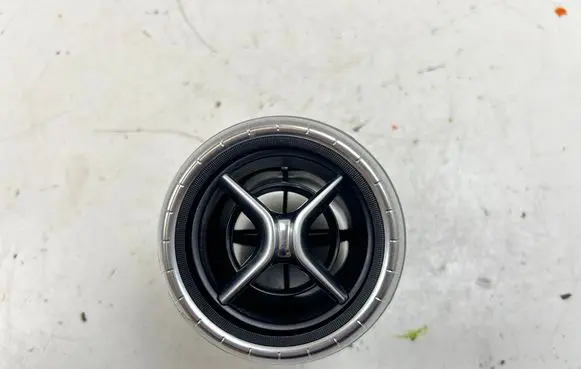 Mercedes-Benz CLA C117 X117 W117 Dash center air vent grill A1178300354