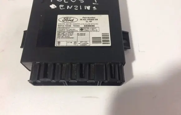 Ford Focus Comfort/convenience module 98AG15K600DB 5WK47230B