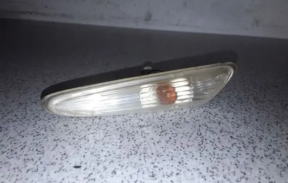 BMW 3 E46 Front fender indicator light 6911371