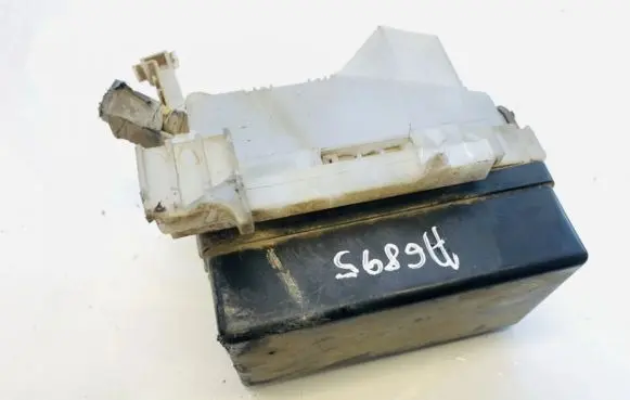 Nissan X-Trail T30 Fuse box set