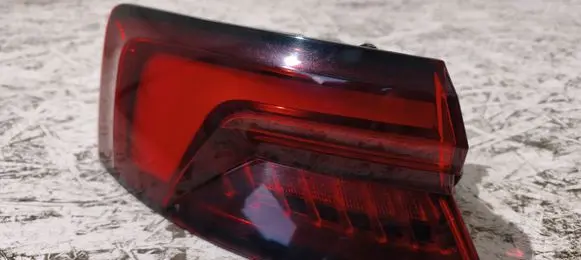 Audi A5 Rear/tail lights 8W6945091H