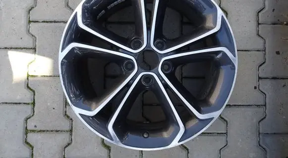 Opel Corsa D R17 alloy rim 