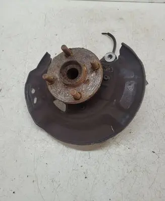 Toyota Yaris Front wheel hub spindle knuckle