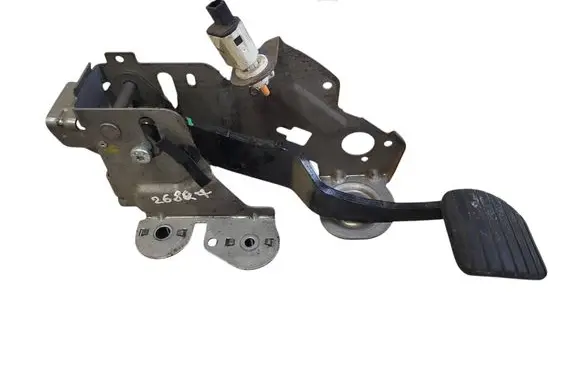 Renault Megane III Brake pedal 465010015R