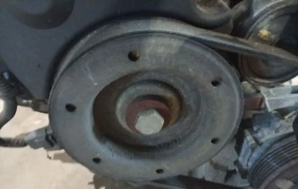 Peugeot 407 Crankshaft pulley