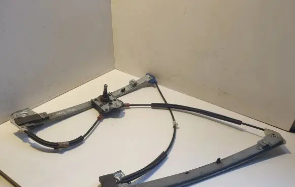 Volkswagen Caddy Front door manual window regulator 6K4837402