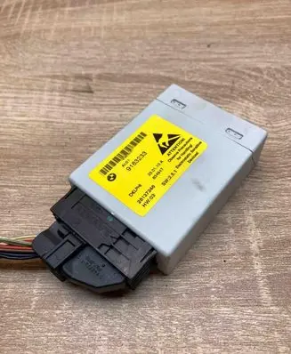 BMW 5 E60 E61 Center console control module 9183233 834947 WITHPLUG