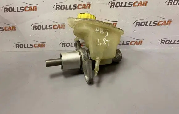 Volkswagen PASSAT B5 Master brake cylinder 4B0611301E
