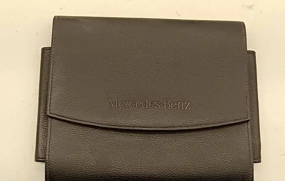Mercedes-Benz S W222 Owners service history hand book