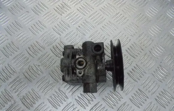 Nissan Primera Power steering pump 57110-1C501
