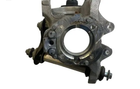 BMW X5 F15 Rear wheel hub spindle/knuckle 6770983 6879101 33326879101