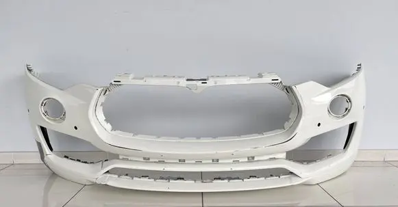 Maserati Levante Front bumper 670040752 670295577