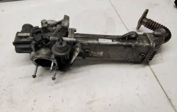 Volvo XC60 EGR valve 50276422 111930605212 31325030