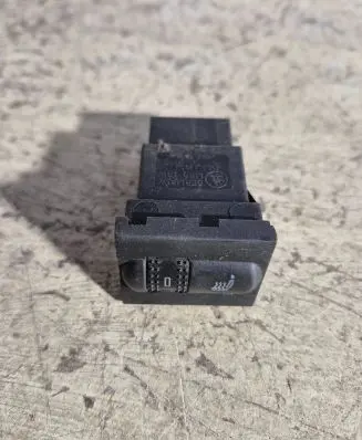 Skoda Fabia Mk1 (6Y) Seat heating switch 6Y0953564A