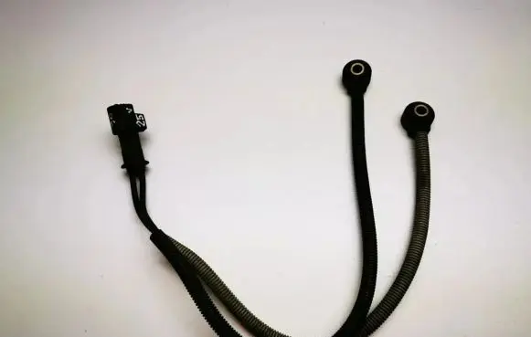 Volvo XC90 Detonation knock sensor 9432570 0261231142