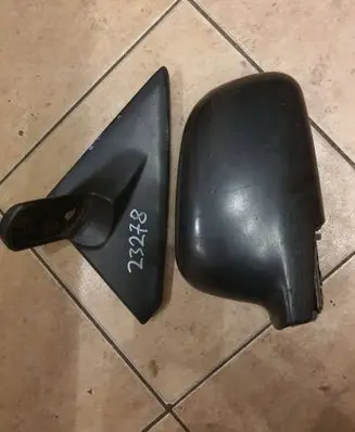Mitsubishi Colt Front door electric wing mirror MR19180032L E13015004 E13020067