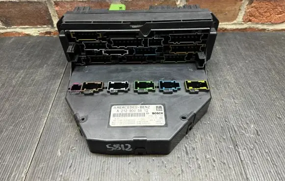 Mercedes-Benz C W204 SAM control unit A2129005812 A2129015104 A2129025505