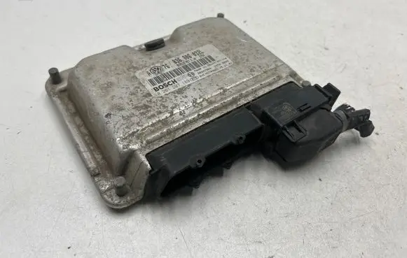 Volkswagen Golf IV Engine control unit/module 036906032L 26SA7384 0261207189