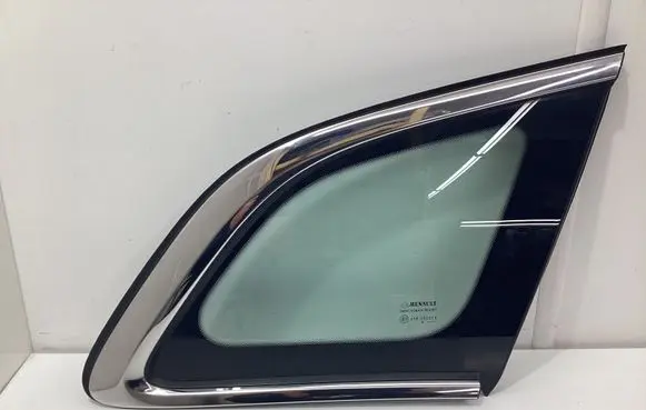 Renault Kadjar Rear side window 833069655R