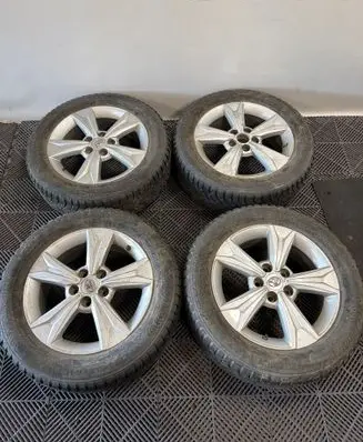 Toyota C-HR I R17 alloy rim 