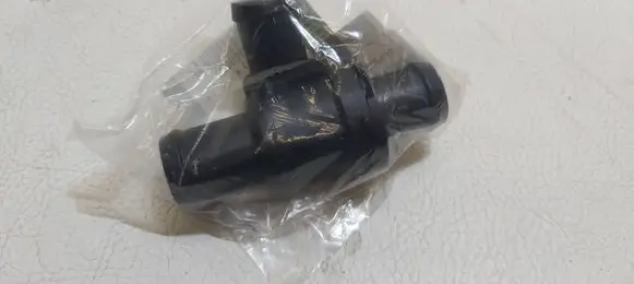 Land Rover Discovery Sport Engine coolant pipe/hose PE1500020