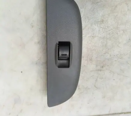 Toyota Yaris Electric window control switch