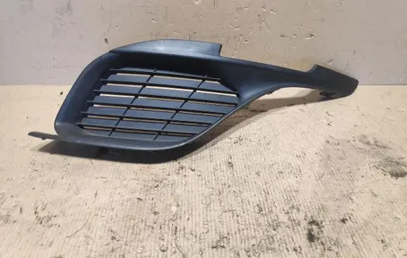 Peugeot 308 Front bumper lower grill AA35899377
