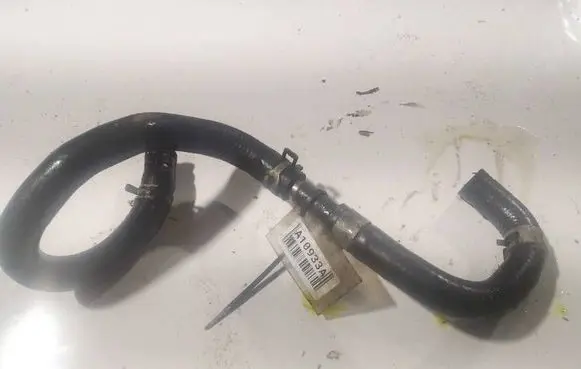 Nissan Primera Engine coolant pipe/hose 