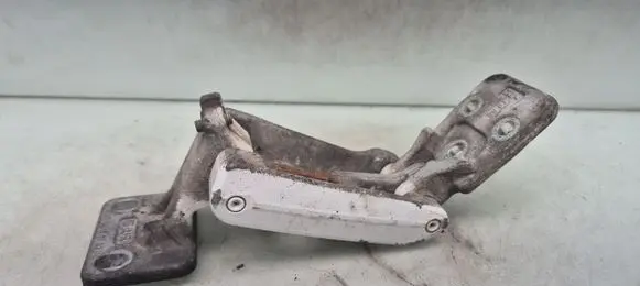 Mercedes-Benz Sprinter W906 Loading door upper hinge 