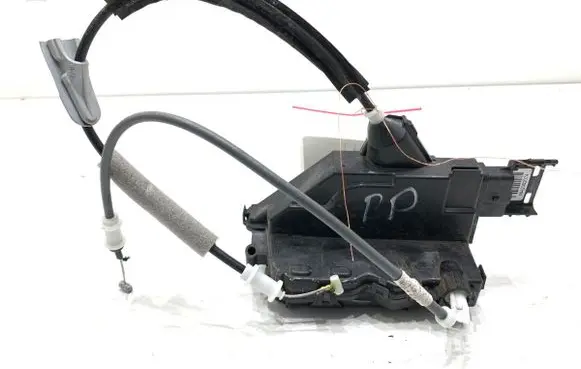 Peugeot 508 II Front door lock PSA165205