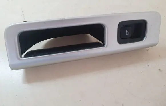 Volvo S40 Electric window control switch 31295736